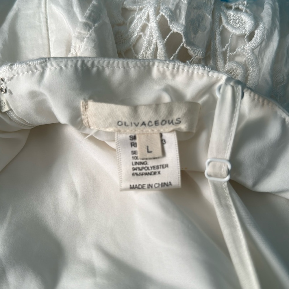 🤍Olivaceous white off white dress 👗 - Picture 8 of 16